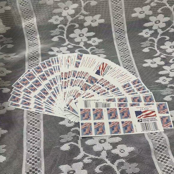 US Flag Forever Postage Stamps - Picture 1 of 5